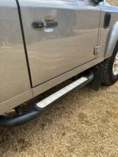 Image 33/50 of Land Rover Defender 90 (2011)
