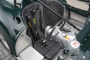 Image 13/50 of Lister Knobbly (1959)