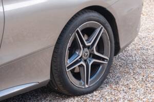 Bild 18/50 von Mercedes-Benz C 300 d (2019)
