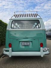 Image 6/24 of Volkswagen T1 Samba (1964)