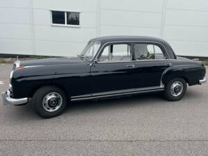 Immagine 7/8 di Mercedes-Benz 220 S (1956)