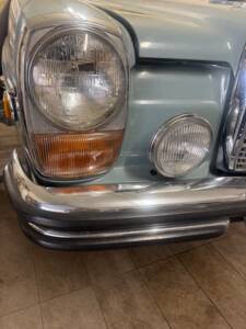 Image 6/32 of Mercedes-Benz 250 C (1972)