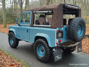 Immagine 3/25 di Land Rover Defender 90 (1997)