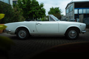 Bild 4/48 von FIAT 124 Sport Spider (1967)