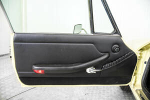 Image 32/50 of Triumph Stag (1972)