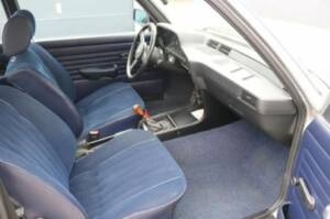 Immagine 35/43 di BMW 323i (1980)