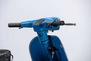 Image 30/50 of Piaggio DUMMY (1979)