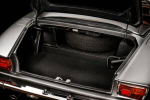 Afbeelding 12/16 van ISO Grifo GL 350 (1966)