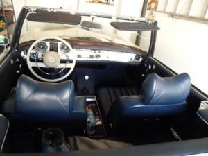 Bild 3/4 von Mercedes-Benz 230 SL (1964)