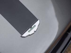 Afbeelding 18/75 van Aston Martin V12 Vantage AMR Roadster (2018)