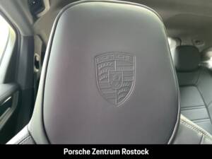 Bild 19/31 von Porsche Cayenne Coupé E-Hybrid (2025)