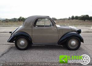 Image 4/10 de FIAT 500 Topolino (1940)