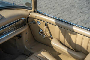 Image 19/38 of Mercedes-Benz 300 SL Roadster (1961)