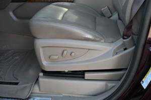 Image 8/50 of Chevrolet Suburban (2017)