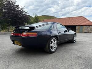 Image 17/43 of Porsche 928 GTS (1994)