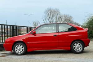 Image 4/38 of Lancia Delta HPE 1.6 16v (1998)