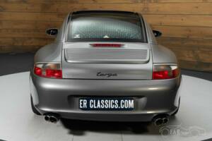 Image 3/6 of Porsche 911 Carrera (2002)