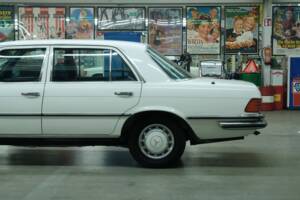 Image 5/50 de Mercedes-Benz 280 SEL (1978)