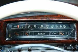 Imagen 18/50 de Mercedes-Benz 220 S (1957)