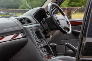 Image 3/50 de Land Rover Range Rover 4.0 HSE (2001)