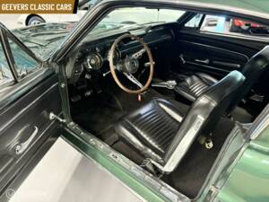 Image 24/25 of Ford Mustang 390 (1967)