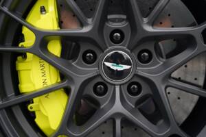 Bild 50/50 von Aston Martin V8 Vantage AMR (2020)