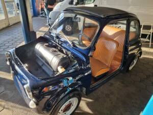 Imagen 9/12 de FIAT 500 L (1970)