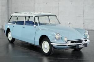 Bild 36/50 von Citroën ID 19 Break (1960)
