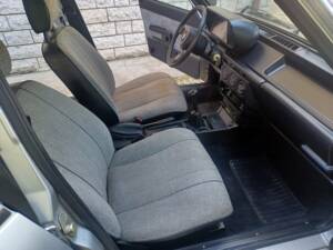 Bild 50/63 von Alfa Romeo 75 1.6 (1987)