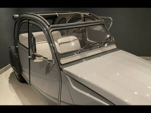 Image 12/25 de Citroën 2 CV 6 Charleston (1987)