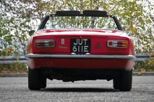 Image 14/23 of Maserati Mistral 3700 Spyder (1967)