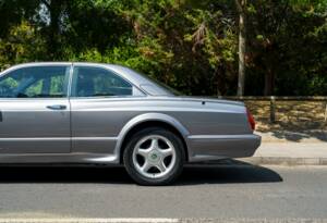 Image 13/30 of Bentley Continental R Mulliner (2003)