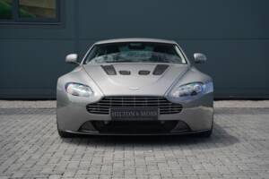 Immagine 7/50 di Aston Martin V12 Vantage (2012)