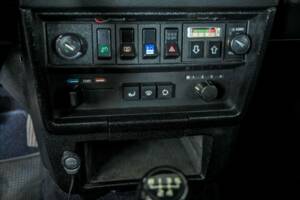 Immagine 30/50 di Volvo 240 GL (1990)