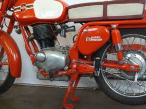 Image 35/50 de Gilera Giubileo 150 (1963)