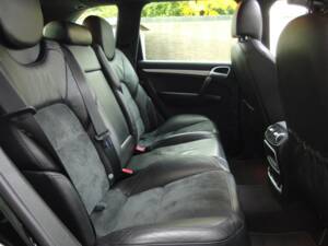 Immagine 57/99 di Porsche Cayenne GTS (2008)
