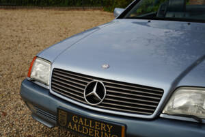 Image 27/50 de Mercedes-Benz 300 SL (1991)