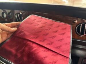 Image 29/37 of Bentley Turbo R (1989)