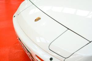 Image 16/45 of Porsche 944 S2 (1989)