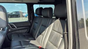 Bild 38/63 von Mercedes-Benz G 500 (lang) (2009)