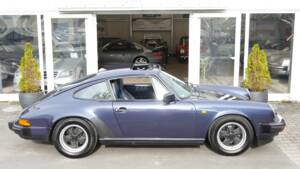 Afbeelding 3/19 van Porsche 911 Carrera 3.2 (1986)