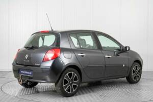 Imagen 2/15 de Renault Clio III 1.4 16V (2006)