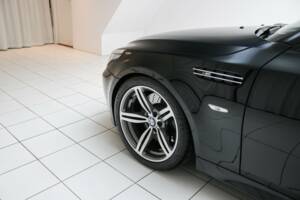 Bild 15/21 von BMW M5 Touring (2009)