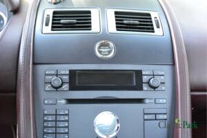 Image 29/50 de Aston Martin V8 Vantage (2005)