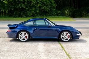 Image 9/31 of Porsche 911 Turbo (1995)