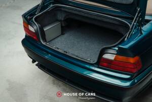 Immagine 13/24 di BMW 320i (1995)