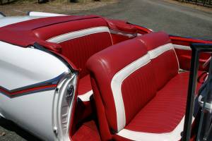 Image 12/22 of Oldsmobile 98 Starfire (1957)