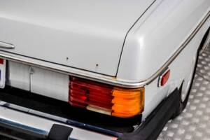 Afbeelding 30/50 van Mercedes-Benz 240 D (1976)