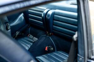 Image 32/50 of Porsche 911 Carrera 3.2 (1985)