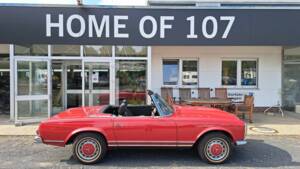 Image 37/72 of Mercedes-Benz 280 SL (1969)